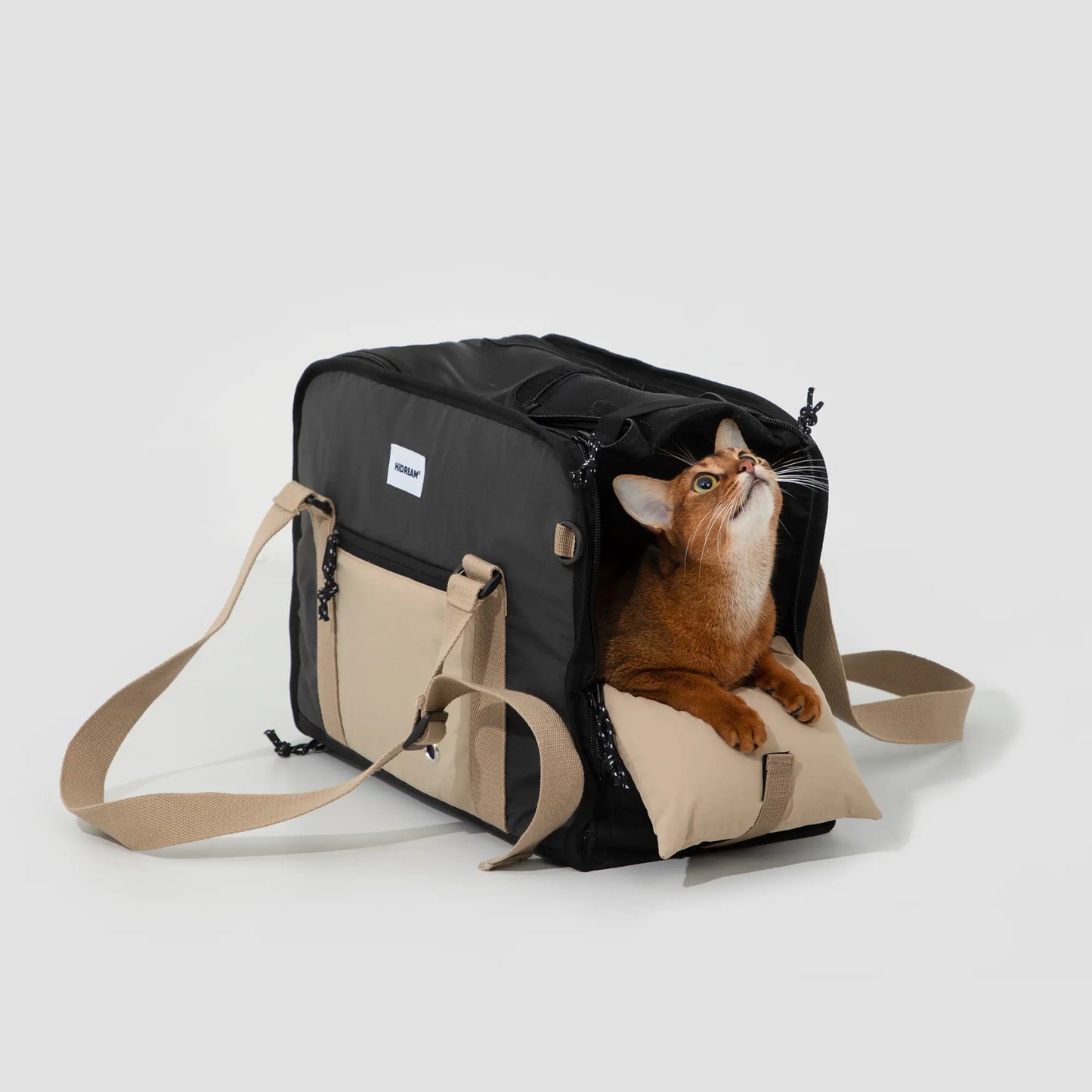 Pet Travel Bag & Free Pet Treat Pouch